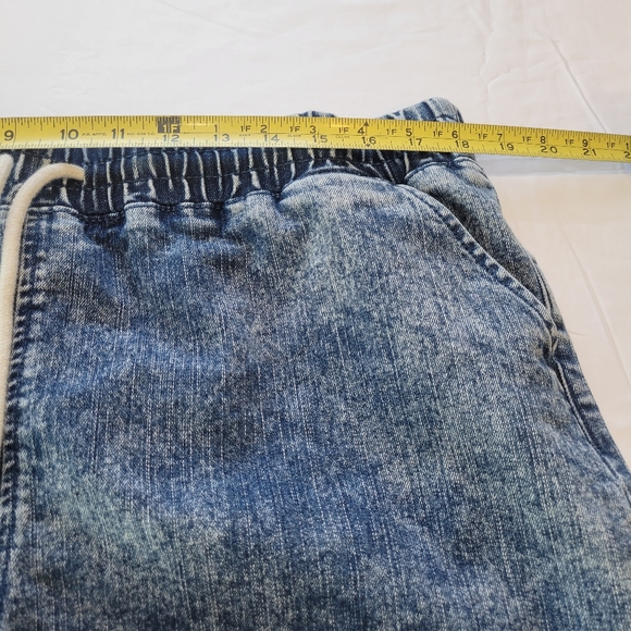 Tinseltown Drawstring Shorts - Picture 6 of 6